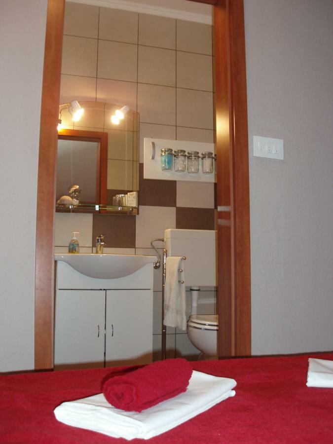 Mea Culpa Apartman Karlobag Kültér fotó