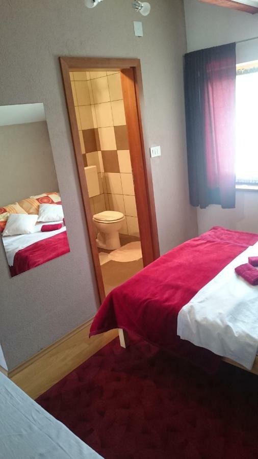Mea Culpa Apartman Karlobag Kültér fotó